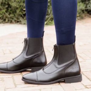 Dy'on Short Boots Front Zipper