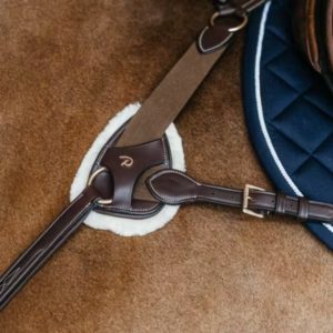 Dy'on Vegan Sheepskin Protection Pad for 5 points breastplate